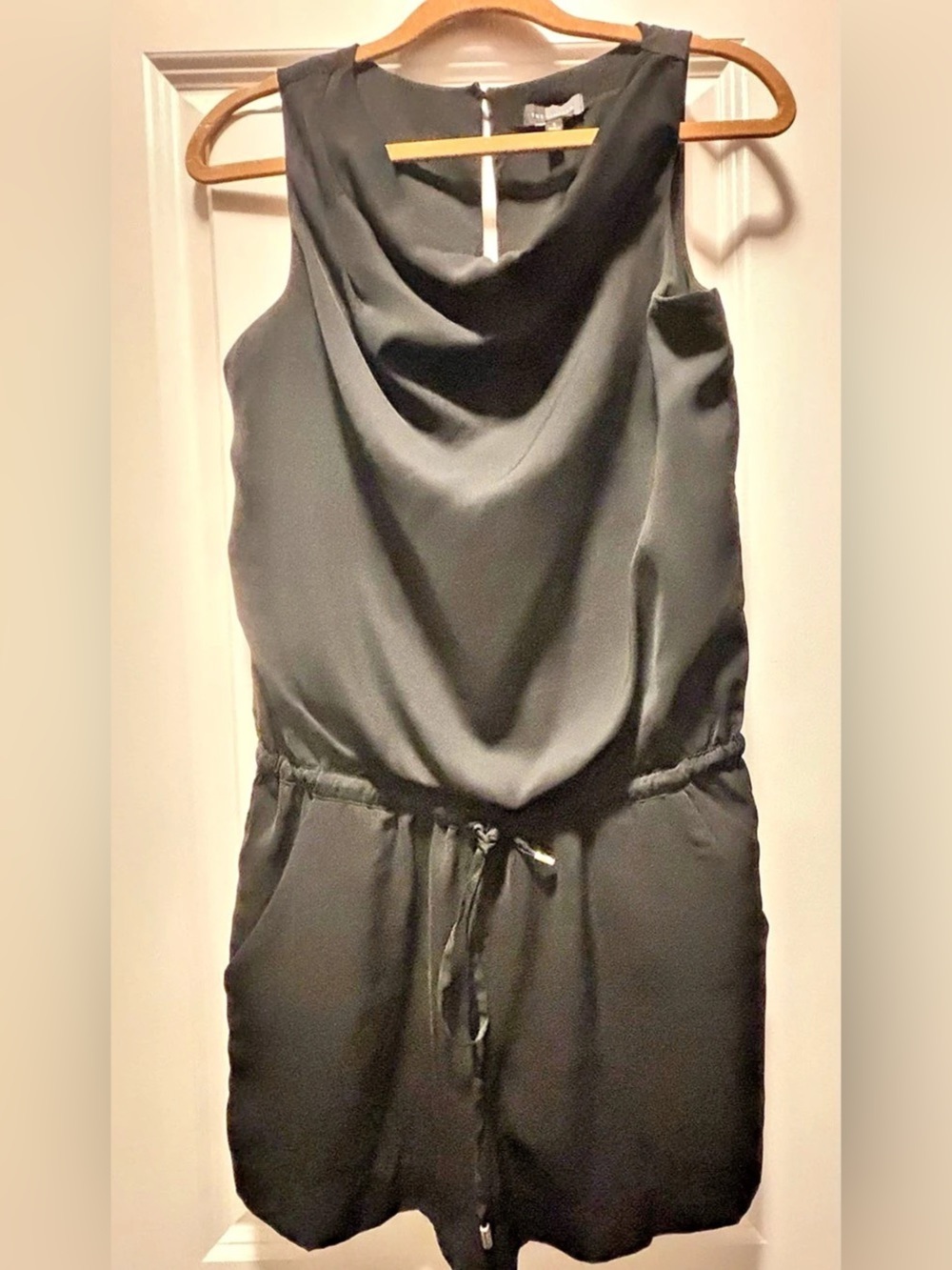 The limited 19Sleeveless Silk Romper Black